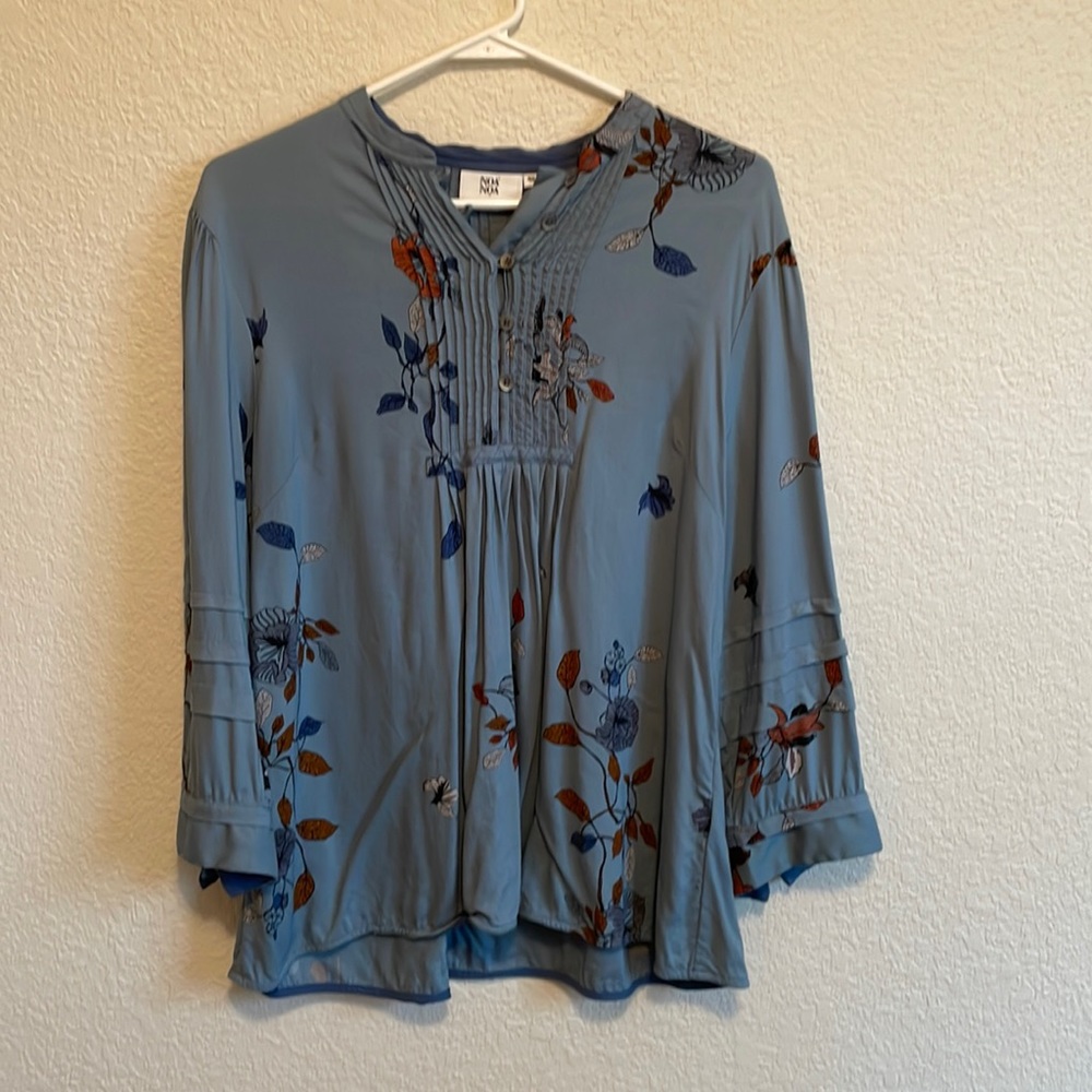 NoaNoa blue floral blouse